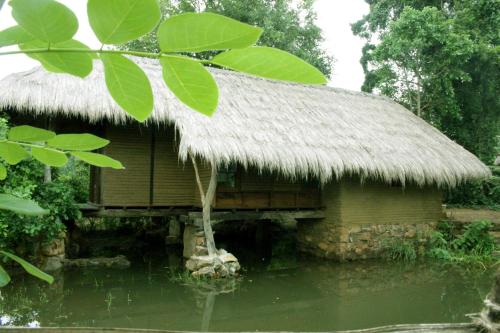 . Athreya Ayurveda Ashram