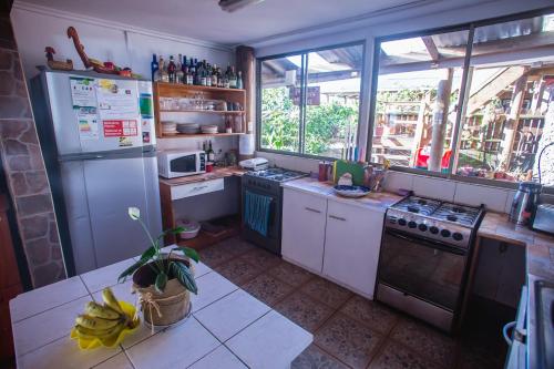 Cocina, Cabanas & Hostal Tojika in Isla de Pascua