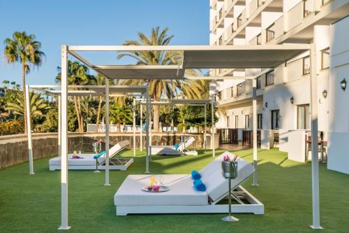 Hotel New Folías - main image