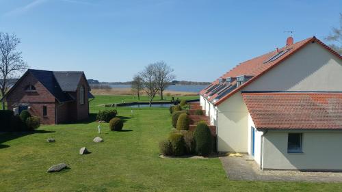 Ferienwohnung Achterwasser mit Terrasse in Dewichow, Deutschland