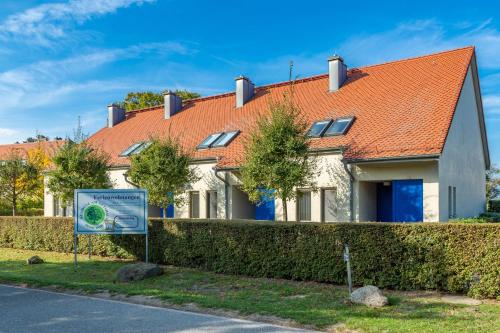 Hotelli välisilme, Ferienwohnung am Krienker See mit Terrasse in Mellenthin