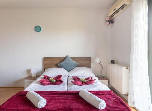  Riverview Deluxe/Garage&Swimming Pool Free in Budapest