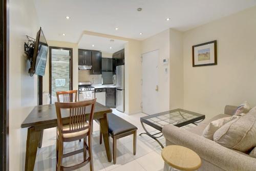 Classy 4Bedroom on Central Park West