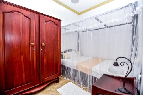 Luxury Triple Room image 4