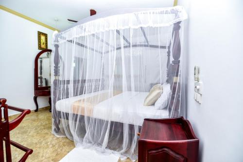 Superior Double Room room in Simon's Lodge Hikkaduwa