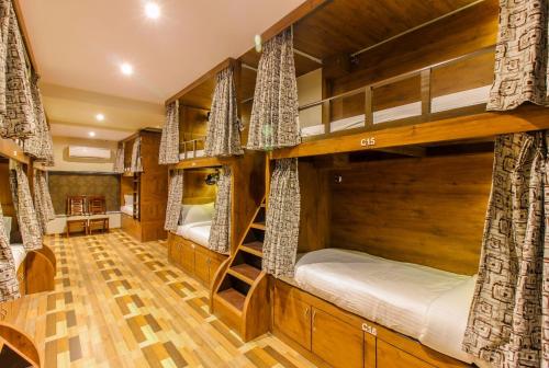 Blossom Dormitory For Male and Female