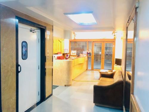 新烏塔姆希拉宮酒店 HOTEL NEW UTTAM HIRA PALACE