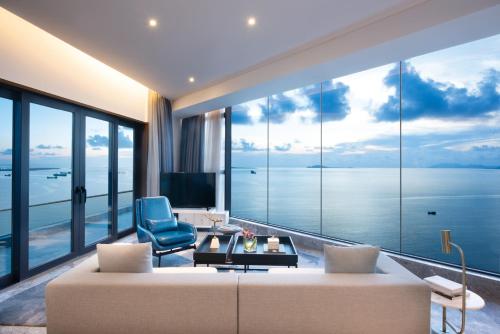 Rock Platinum Sea View Hotel in Sanya