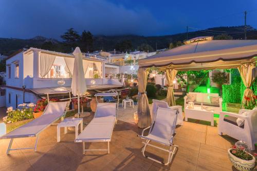 B&B Villa Cristina Room Type - King Room with Sea View