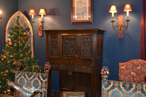  Le Presbytere in Tourinne