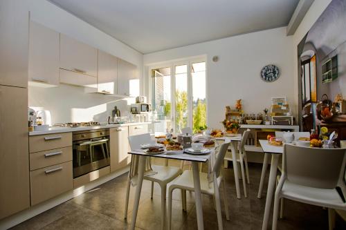 Casa Borgo Regina B&B - Bari Puglia Apartments - Cellamare