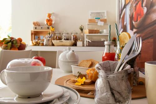 Food and beverages, Casa Borgo Regina B&B - Bari Puglia Apartments in Noicattaro