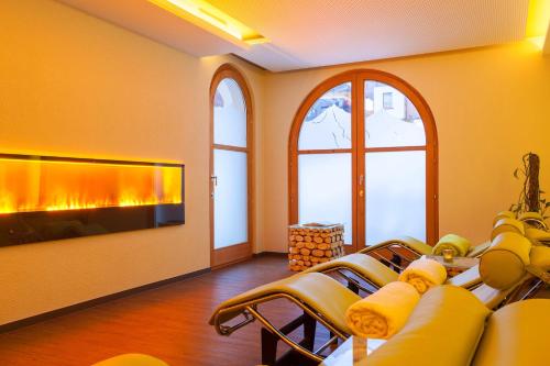 Arcade Apartments & Spa - image 2