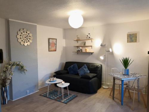 BnBesak La Gare Viotte