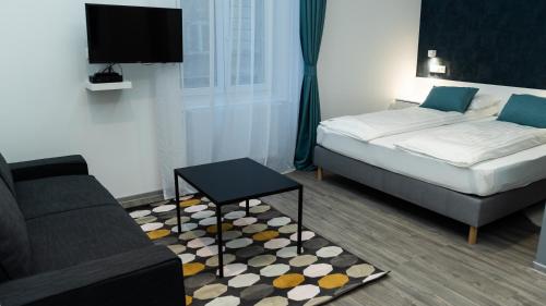 BpR Downtown Gemstone Apartments Room Type - Standard Double Room