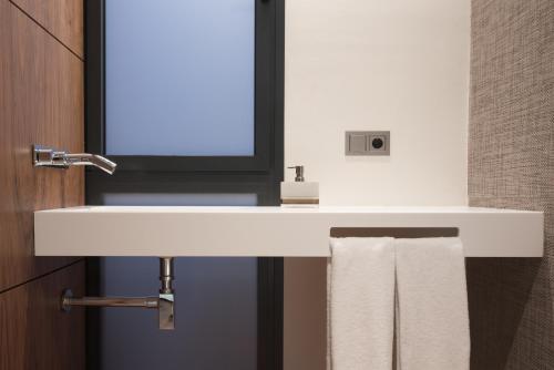 Hommyhome Arenal Luxury - image 12
