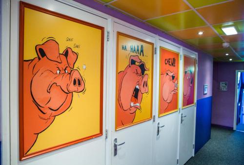 The Flying Pig Uptown - image 6