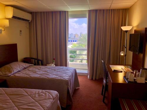 1 doppelbett oder 2 einzelbetten, stadtblick
