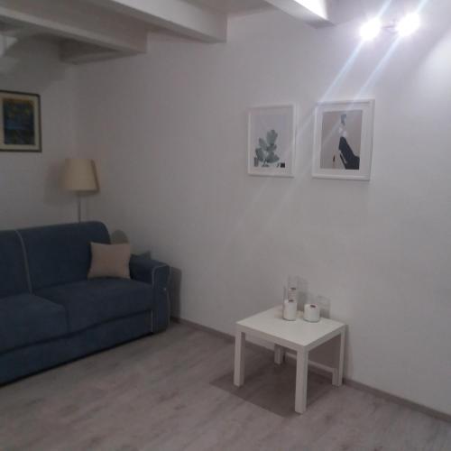 La Corte di Aci 4