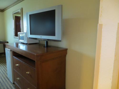 Portland Inn - image 8