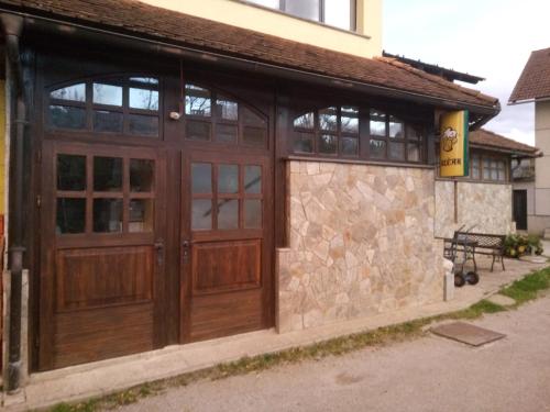 外部景觀, Gostilna Ulčar (Gostilna Ulcar) in 伊格