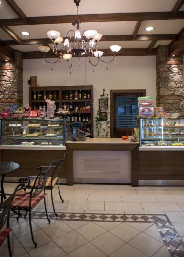 Spitiko, Kato Loutraki (photo 3)