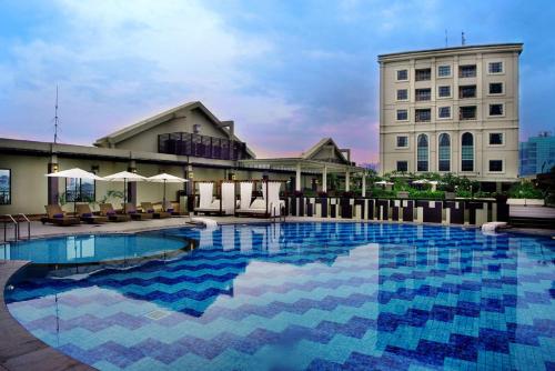 Grand Aston City Hall Hotel & Serviced Residences