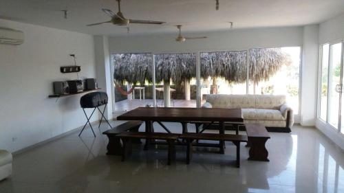 Cabaña Villa Flower Gold (Cabana Villa Flower Gold) in Salinas Del Rey