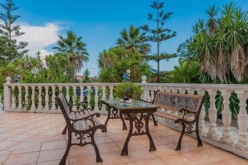  Yiannis Holiday Apartment in Ambelókipoi