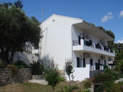 Sea View - image 5