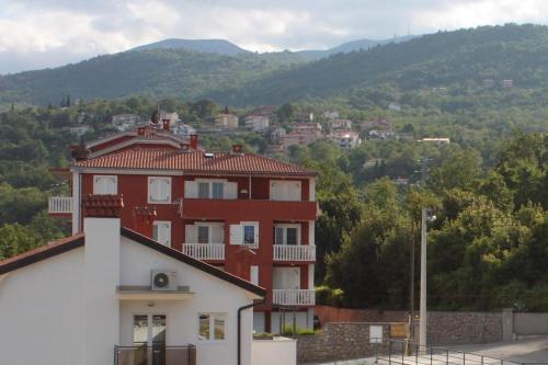 Apartments with a parking space Icici Opatija - 15505