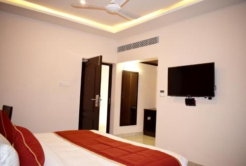 Superior Double Room image 10