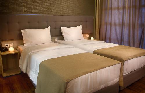 Athlos Hotel - image 8