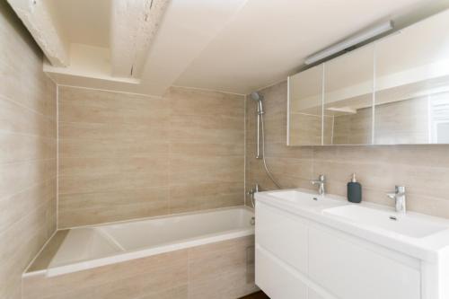 Lafayette Private Apartment - image 5