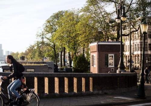 SWEETS - Nieuwe Amstelbrug - Amsterdam SWEETS - Nieuwe Amstelbrug - Amsterdam