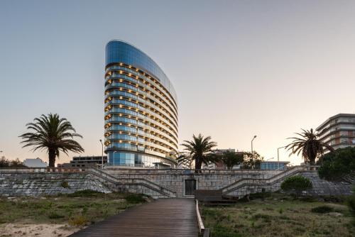 Eurostars Oasis Plaza - image 10
