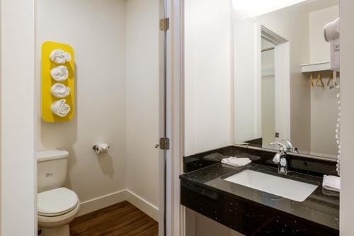 Motel 6 Moncton