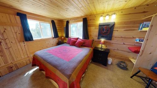 White Pine Cabin by Canyonlands Lodging - main image