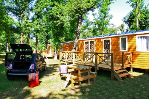 Albirondack Camping Lodge & Spa