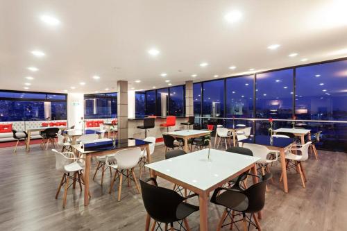 ห้องอาหาร, Hotel Max in ปาสโต