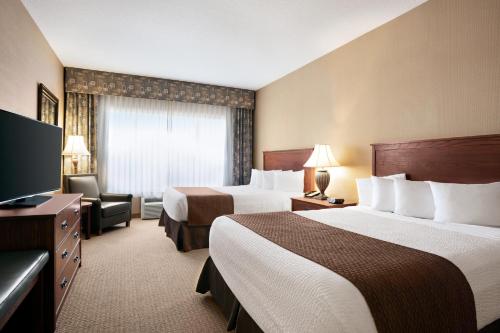 Studio Queen Suite with Two Queen Beds - Non-Smoking