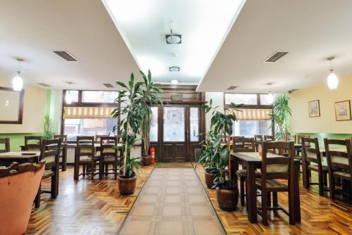 Hotel Mod - image 14