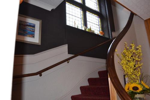 Atholl Hotel - image 14