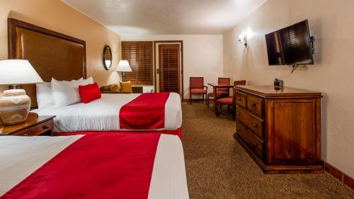 Best Western Plus Hacienda Suites-Old Town