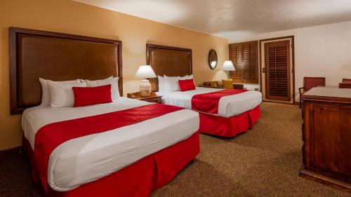 Best Western Plus Hacienda Suites-Old Town