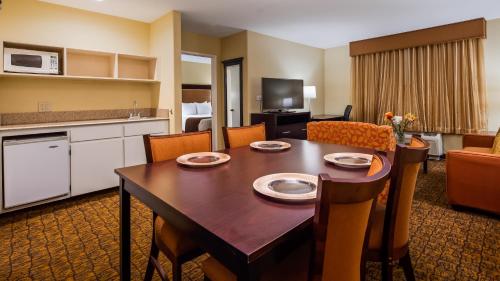 Best Western Escondido Hotel