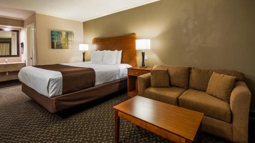 Best Western Oxnard Inn - image 11