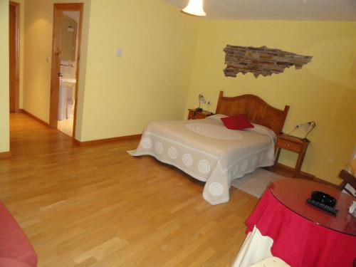Family Room (2 Adults + 2 Children)