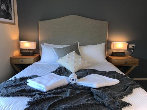 The Whitt - Small Room
