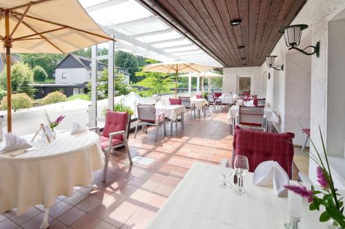 Romantik Waldhotel Mangold in Bergisch Gladbach
